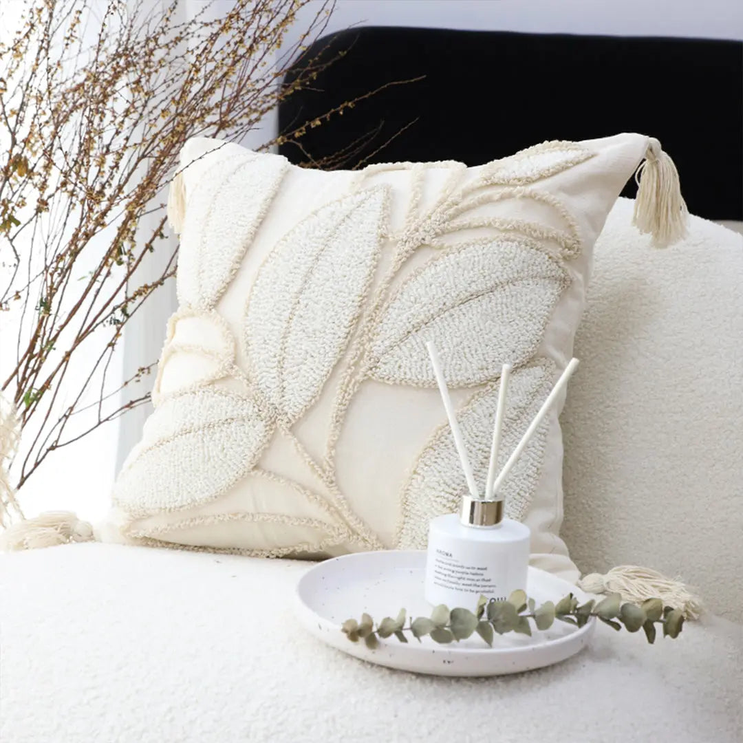 SOGA 2X 45cm Wabi-sabi Cream Flower Cover & Beige Velvet Leaf Ring Square Throw Pillow SOGA